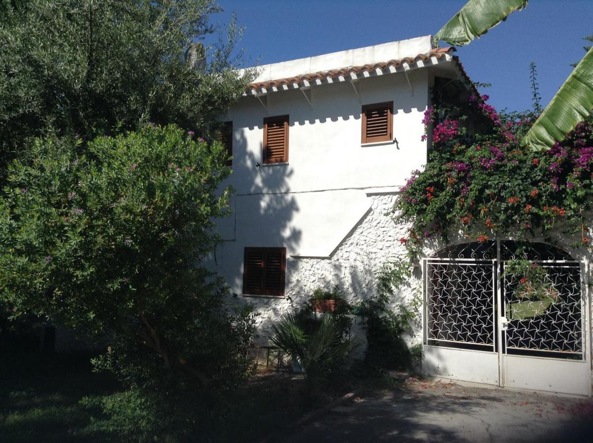 Quartu SantʼElena Deliziosa Villa 150 Metri Dal Mare מראה חיצוני תמונה